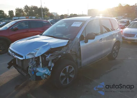 2017 Subaru Forester 2.5I z USA, uszkodzony, nr VIN JF2SJABC9HH517962